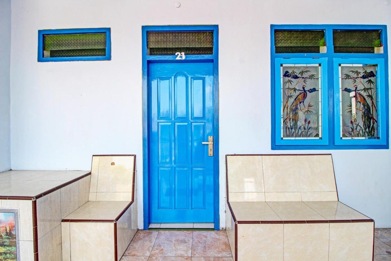 Spot On 91694 Hotel Rama Chandra Temanggung Luaran gambar